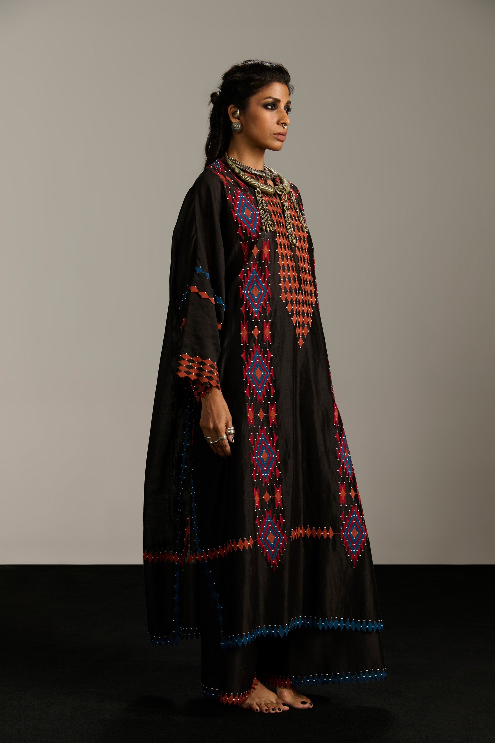 TABLE MAT KAFTAN