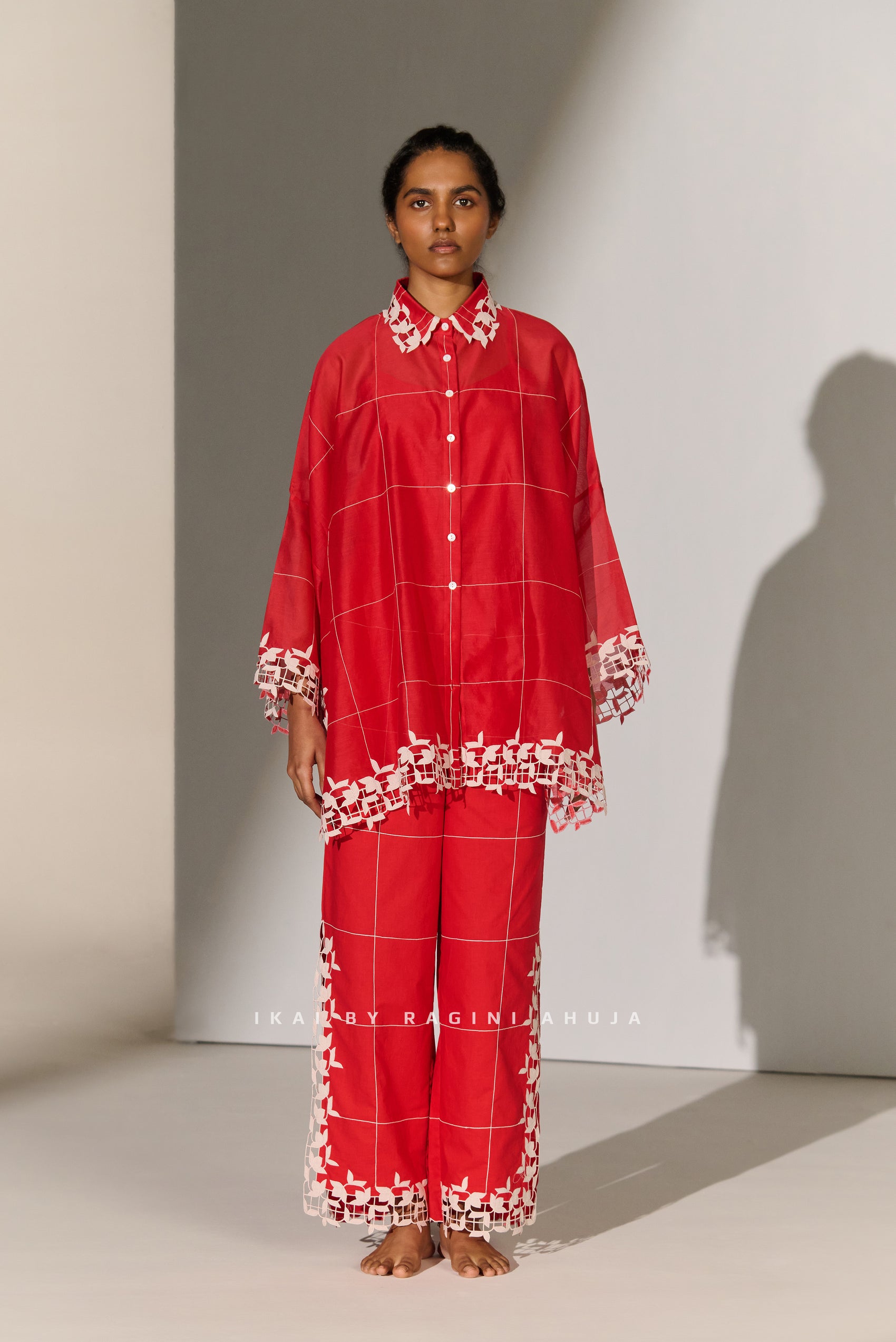 GEOMETRIC FLORAL CUTWORK KAFTAN SHIRT RED