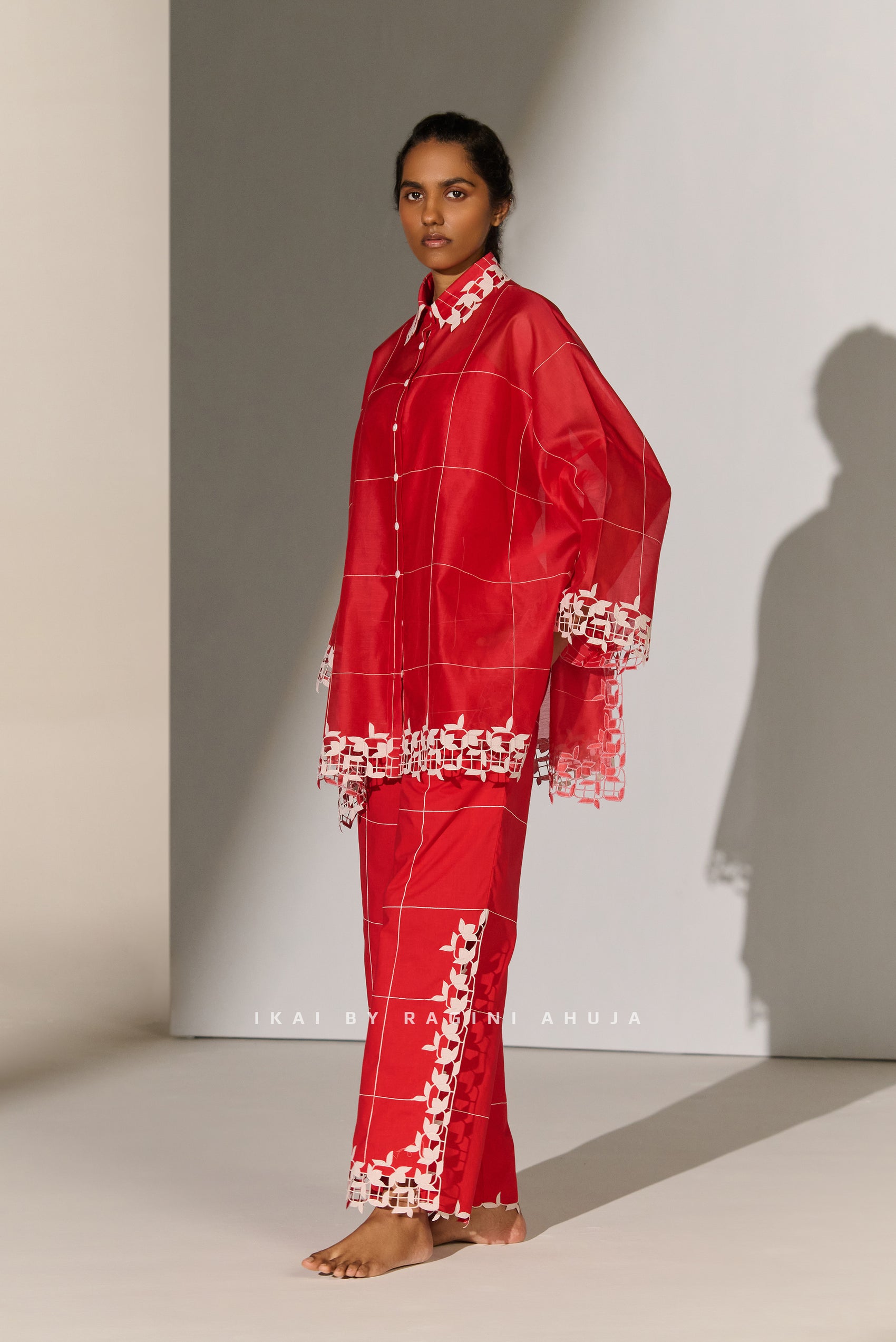 GEOMETRIC FLORAL CUTWORK KAFTAN SHIRT RED