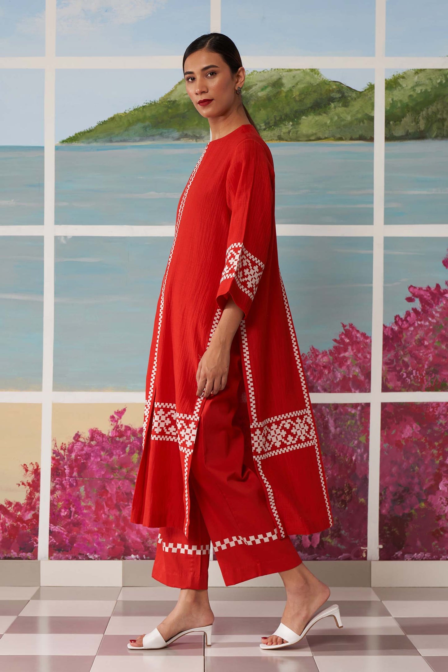 CENTER PLEATED KAMEEZ