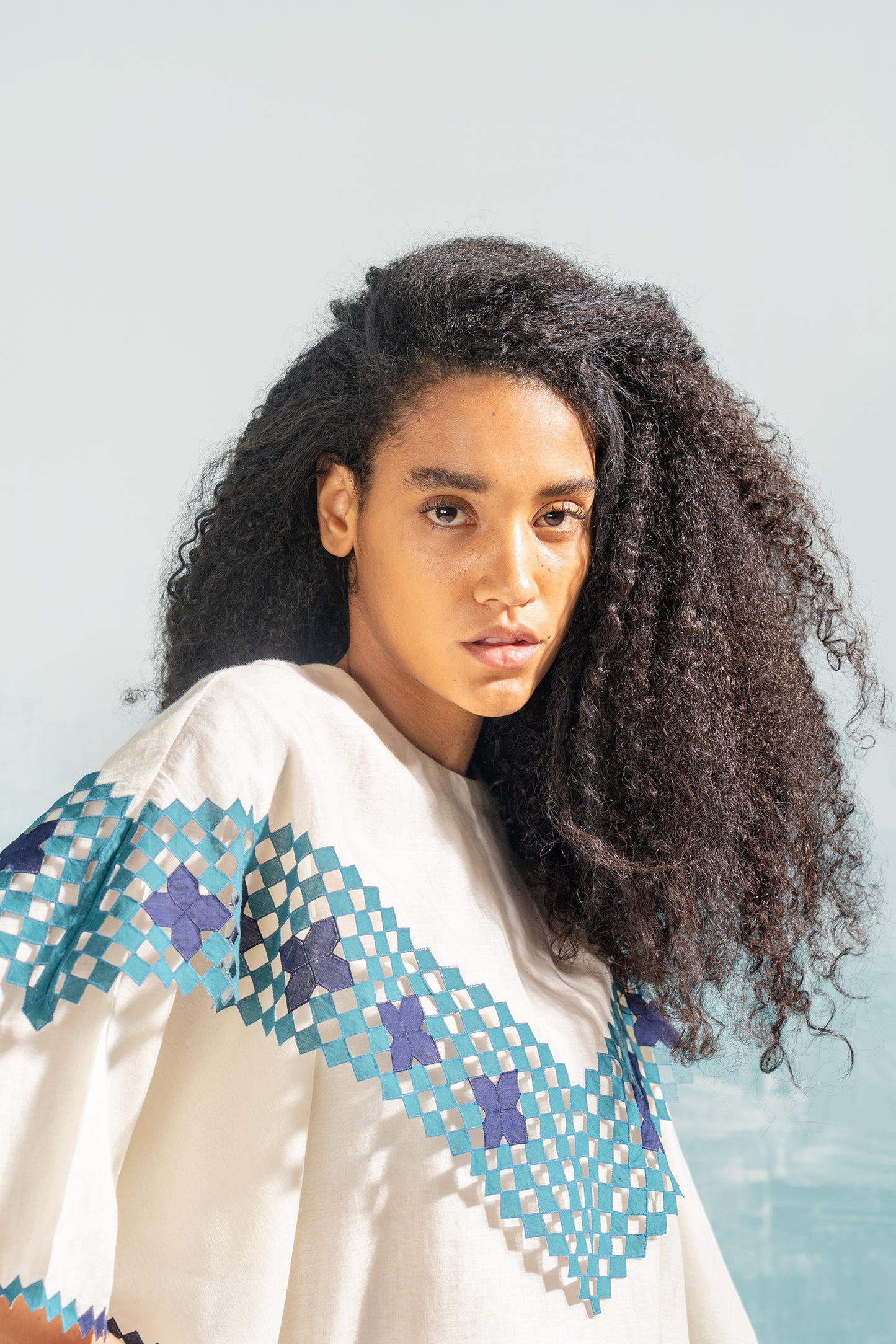 NILE CAPE CUTWORK SHIRT