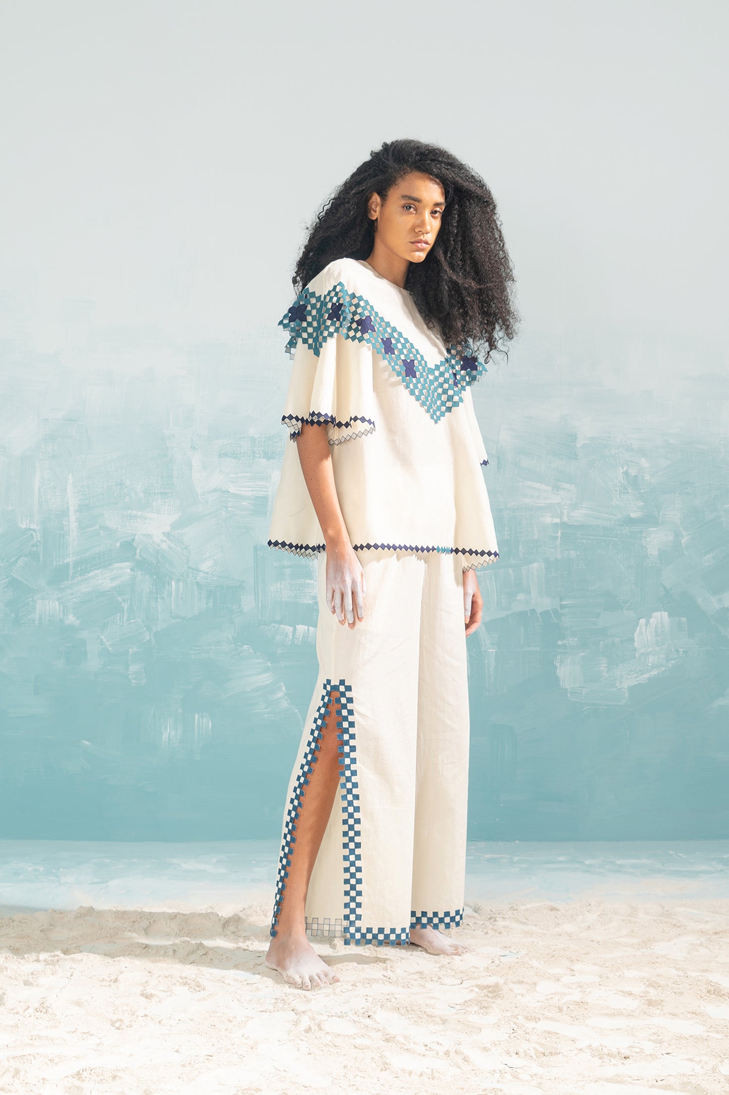 NILE CAPE CUTWORK SHIRT