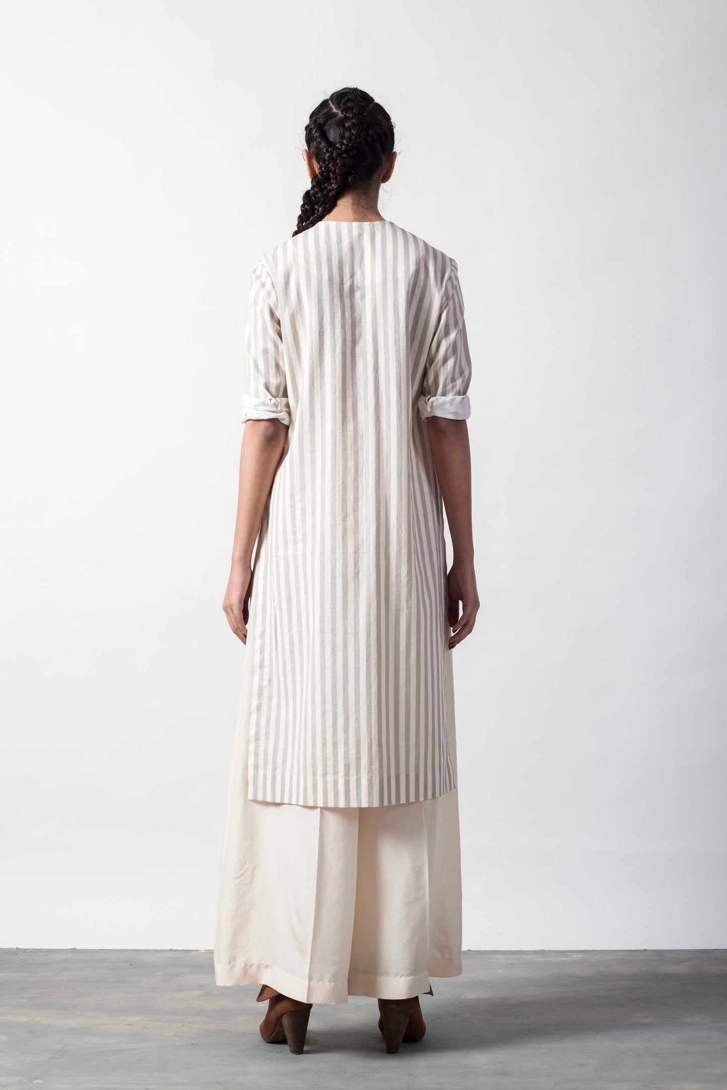 GRAPHIC APPLIQUE' CRANE KAMEEZ