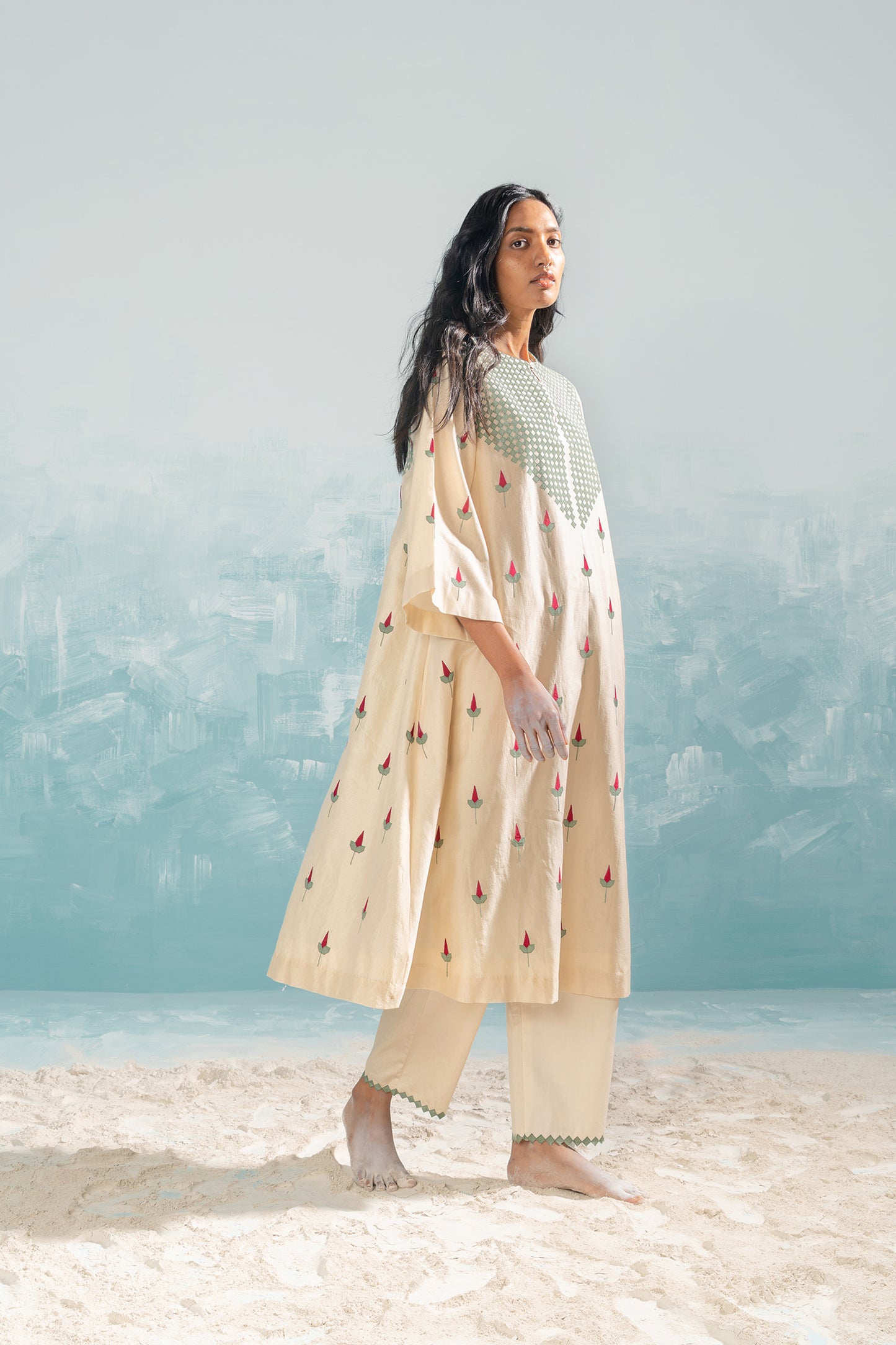 NILE CIRCULAR KAMEEZ