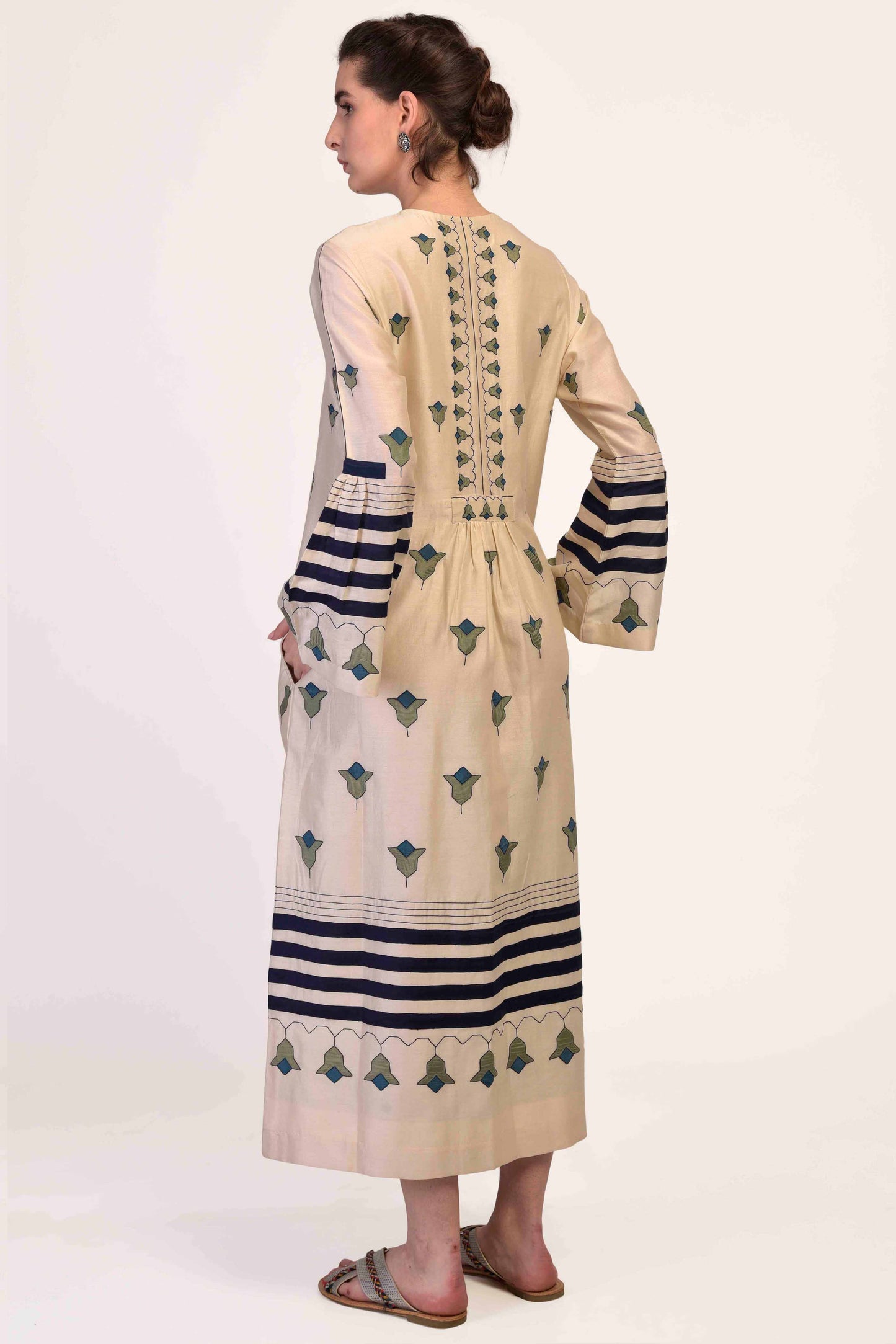 BELL SLEEVE DRESS