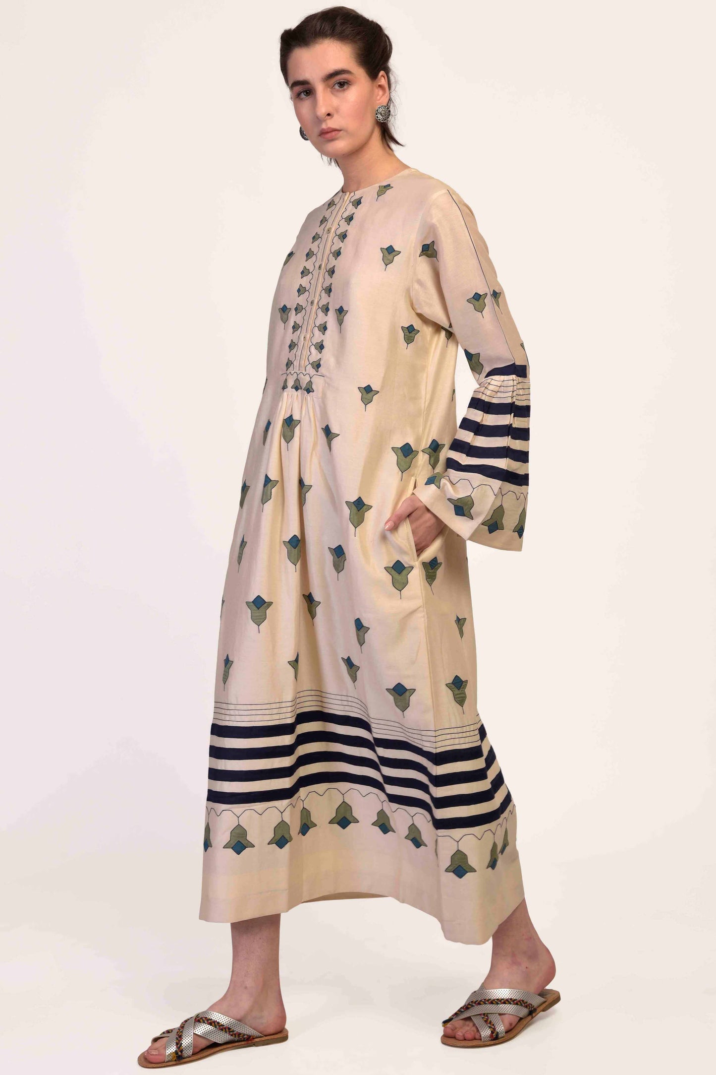 BELL SLEEVE DRESS