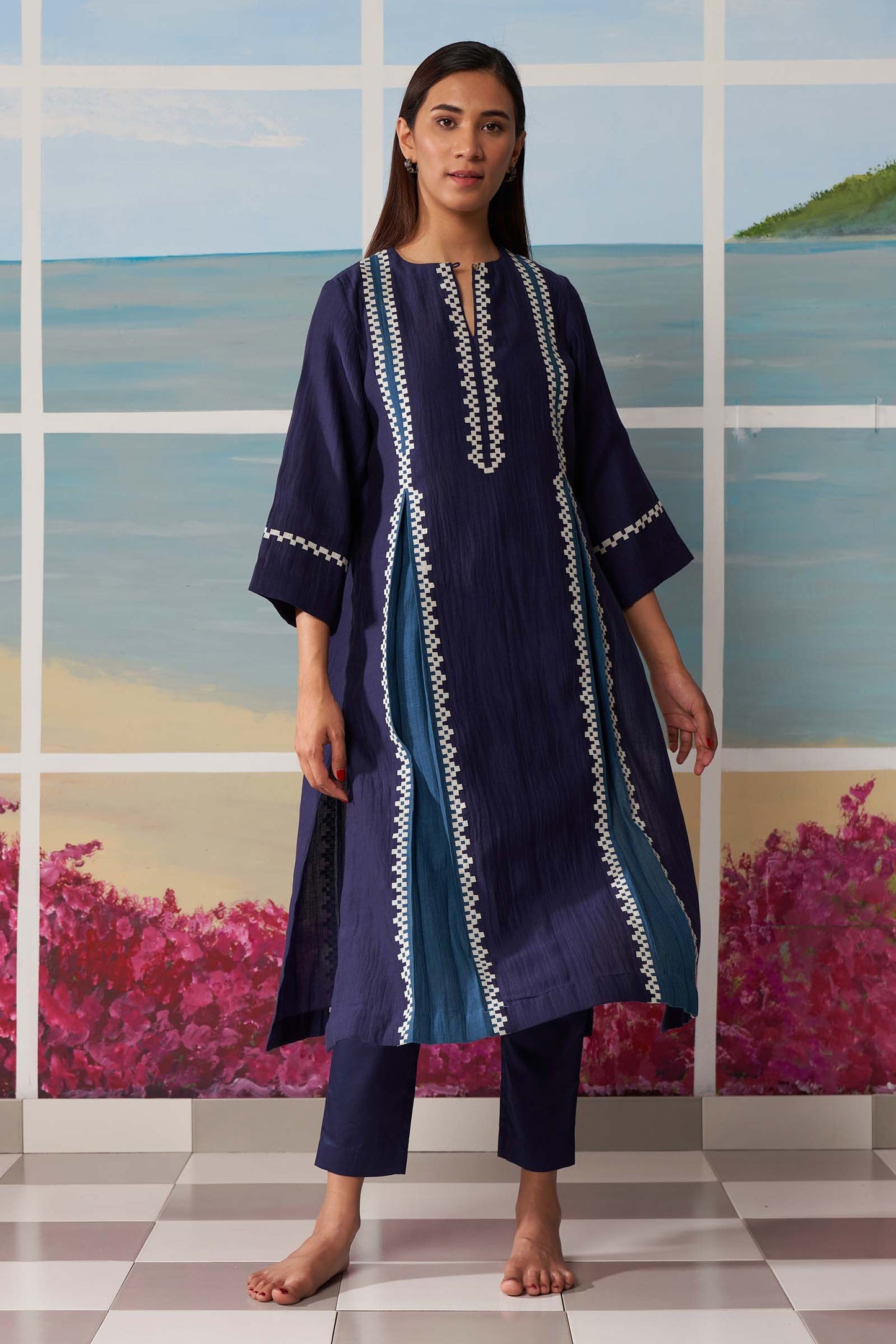 DOUBLE PLEATED KAMEEZ