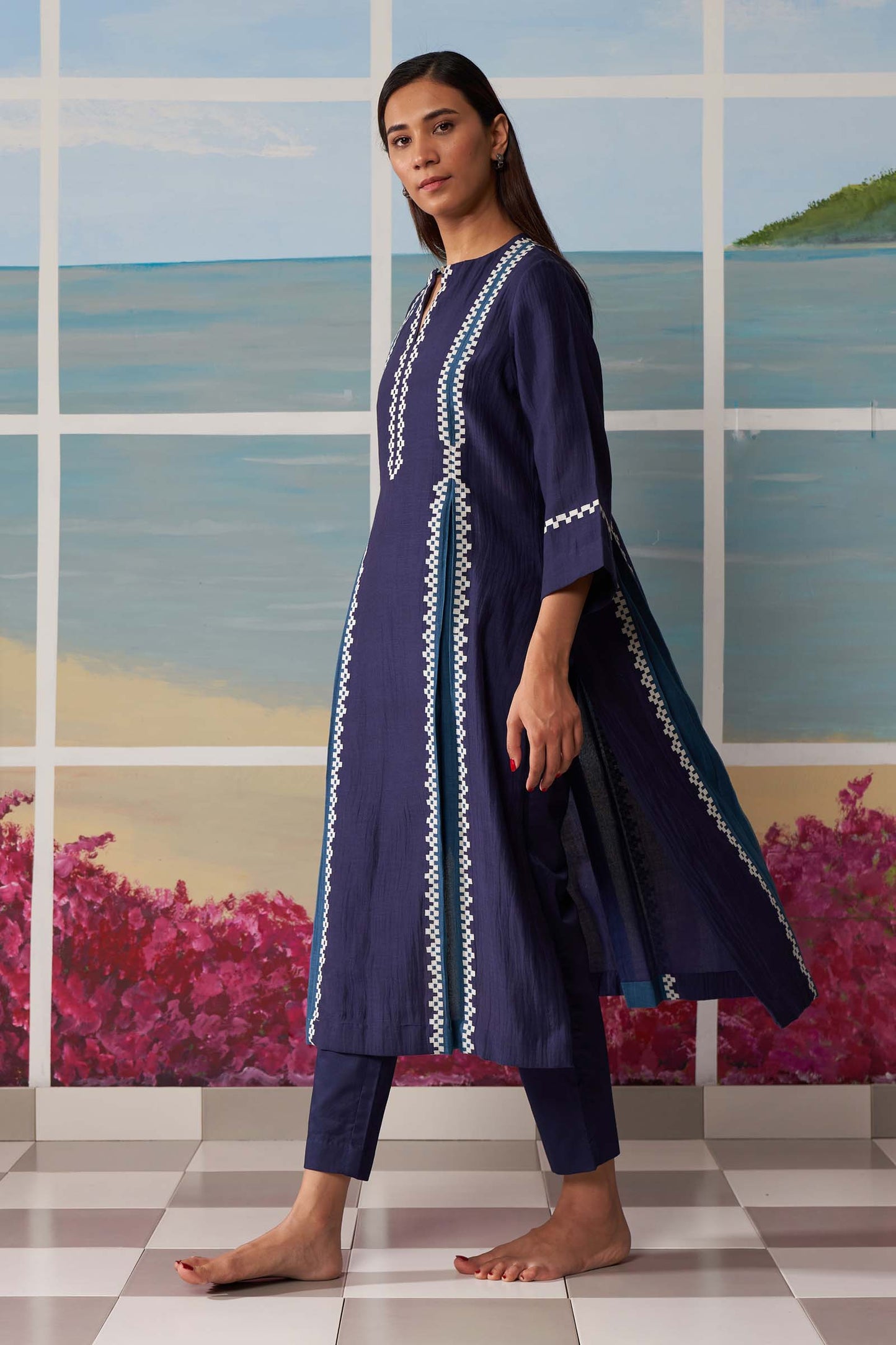 DOUBLE PLEATED KAMEEZ