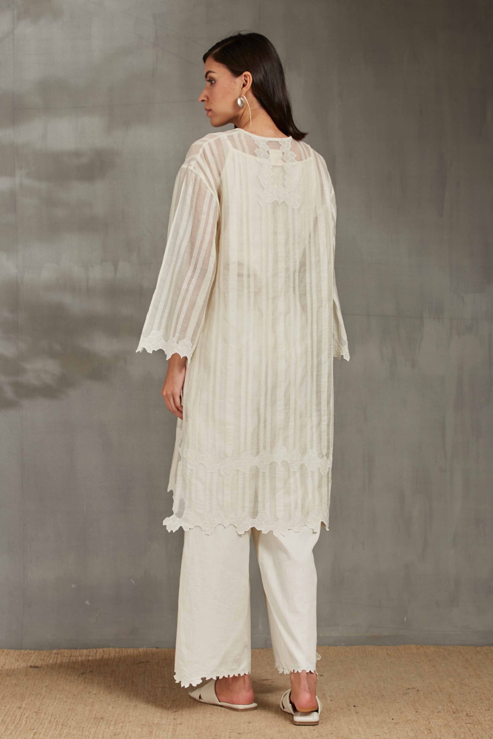 DROP SHOULDER KAMEEZ