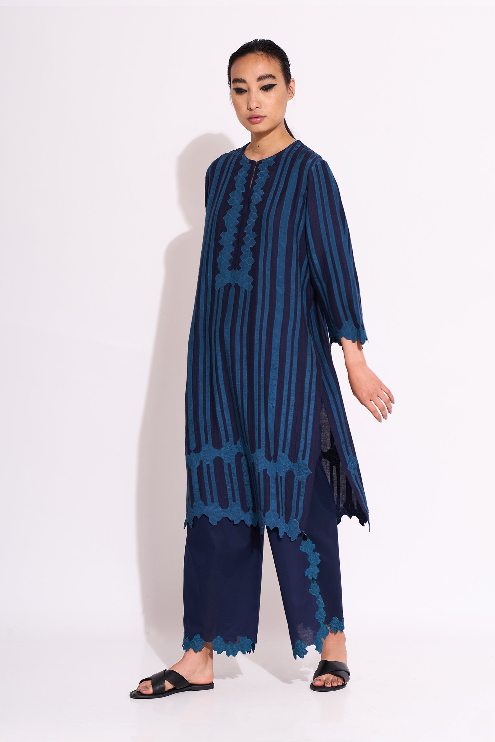 NEEL APPLIQUE' AND CUTWORK KAMEEZ