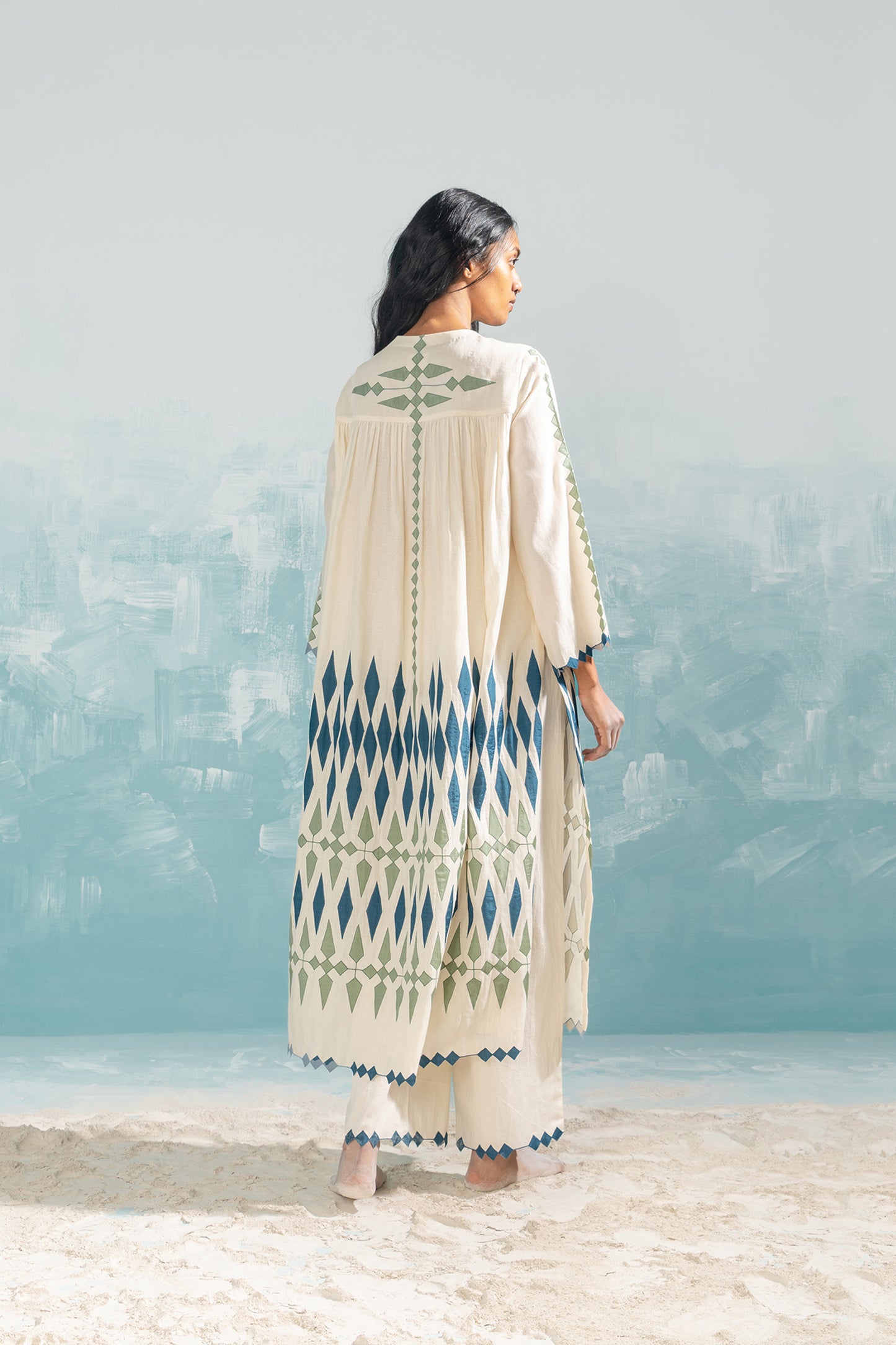 NILE BACK GATHER KAMEEZ