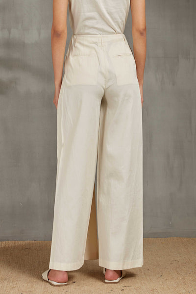 HOLIDAY PLEATED PANT