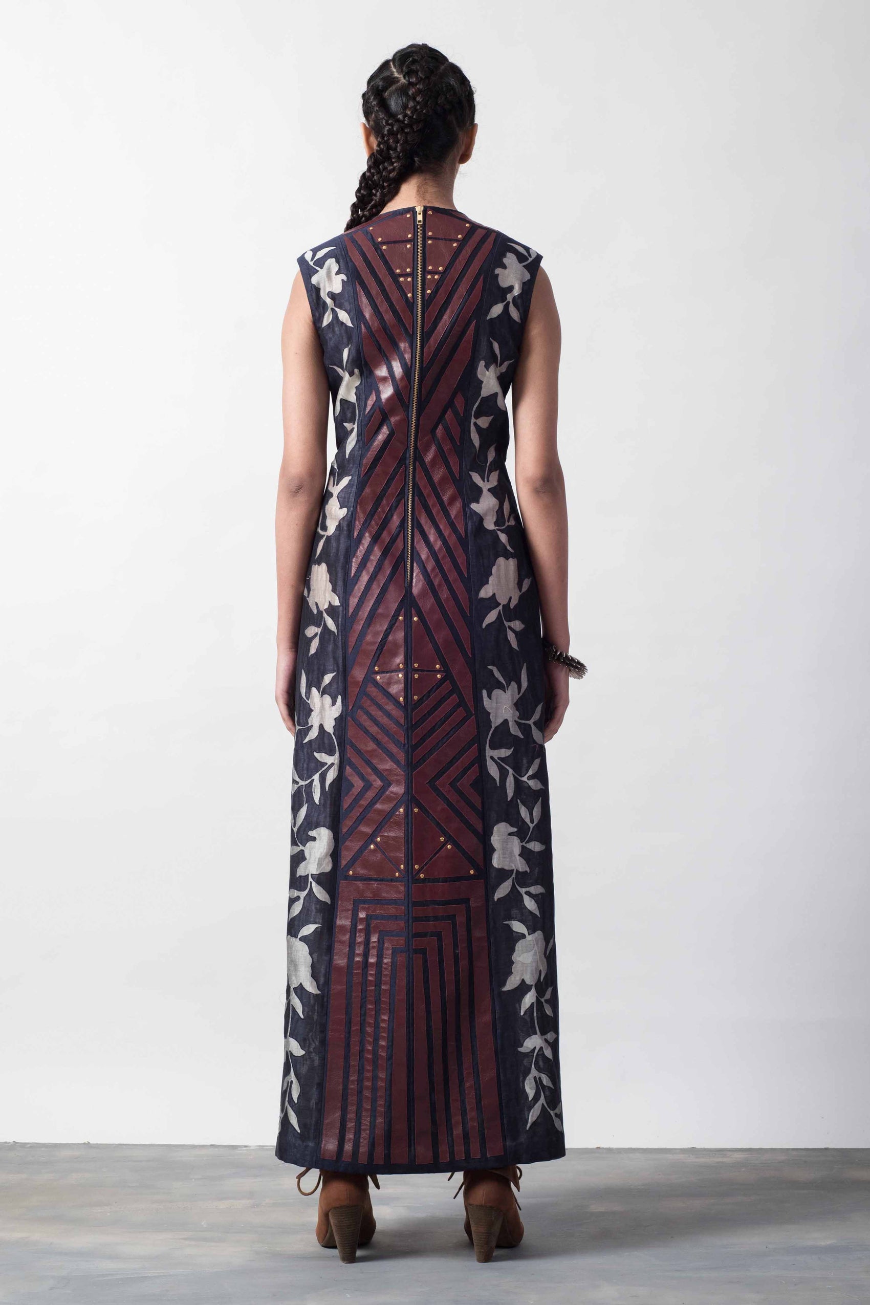 LAPLQ SCUPLTED MAXI DRESS