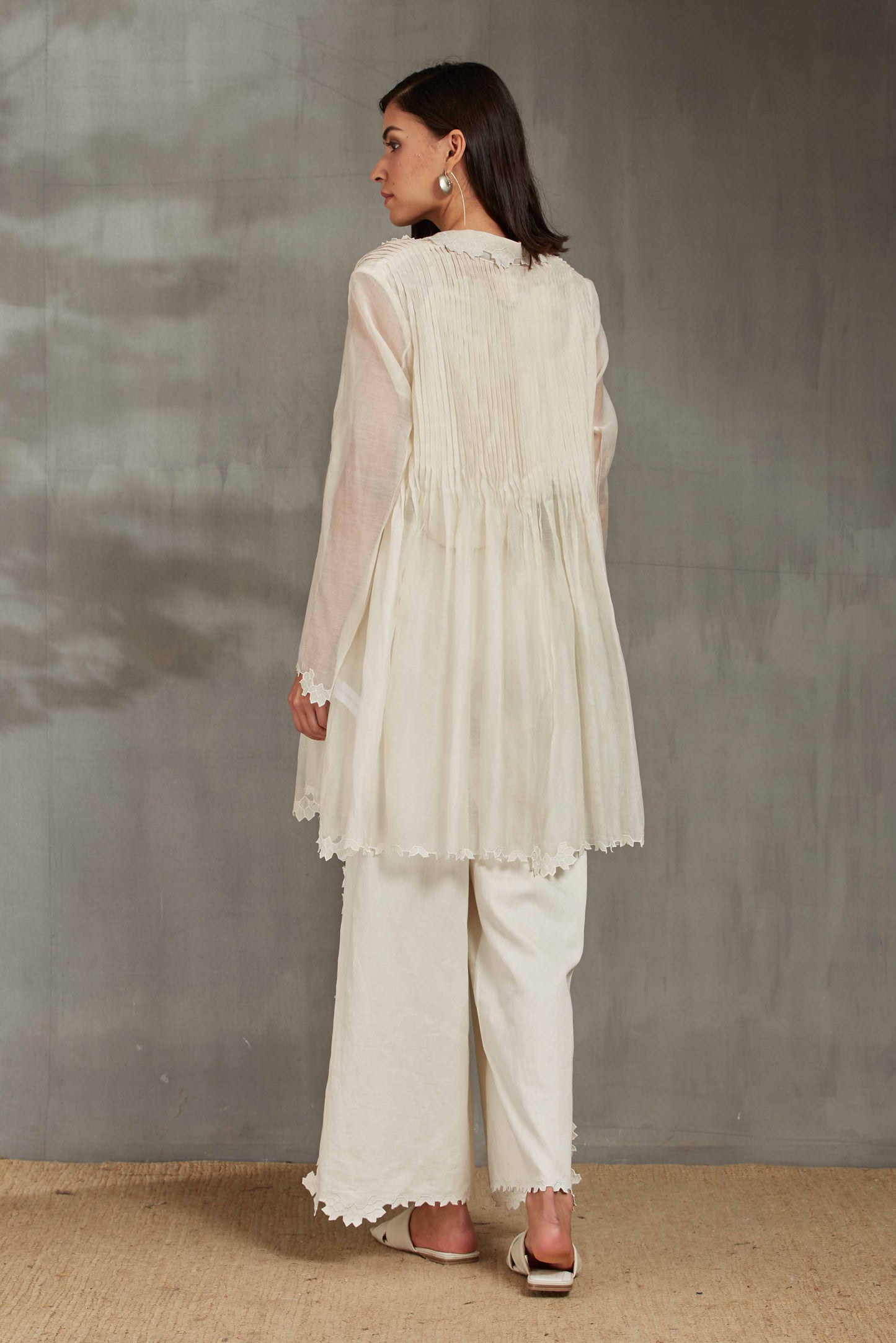 SUPER PLEATED JACKET