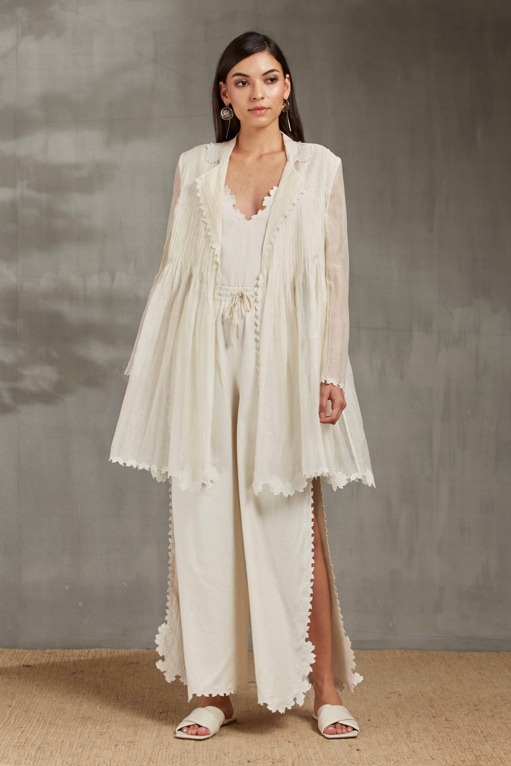 SUPER PLEATED JACKET