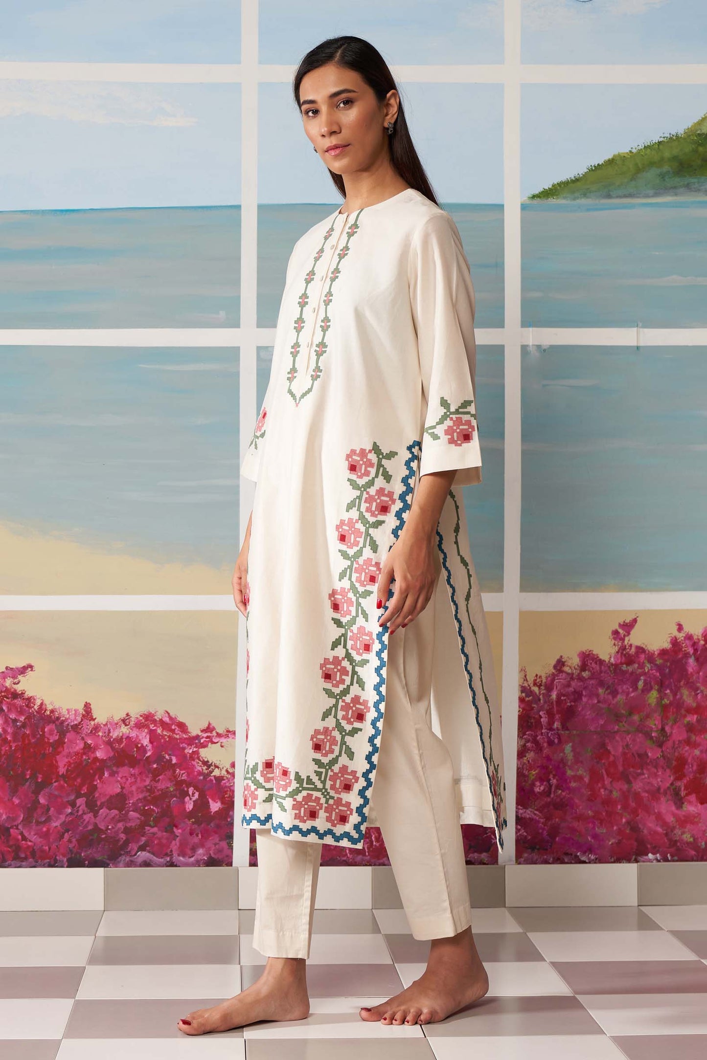 CENTER PLEATED KAMEEZ