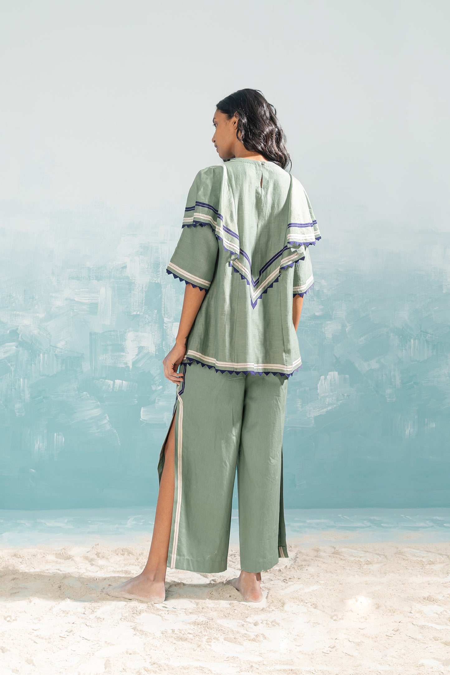 NILE SHOULDER FRILL SHIRT