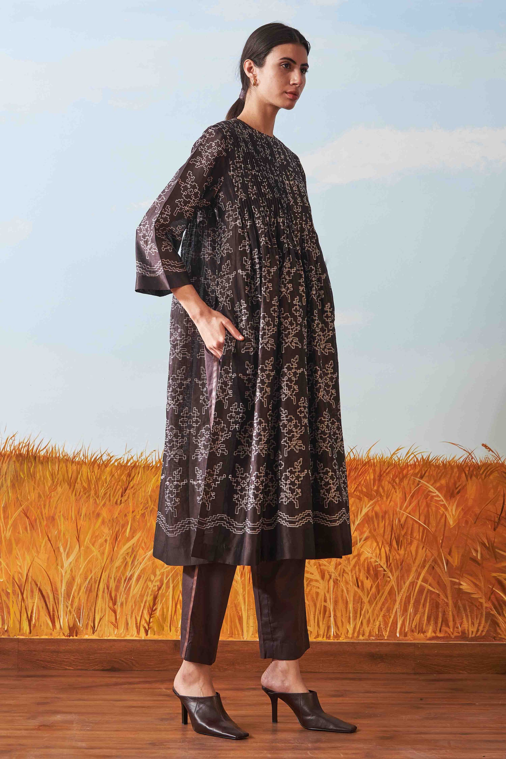 SHIBORI SUPER PLEATED KAMEEZ