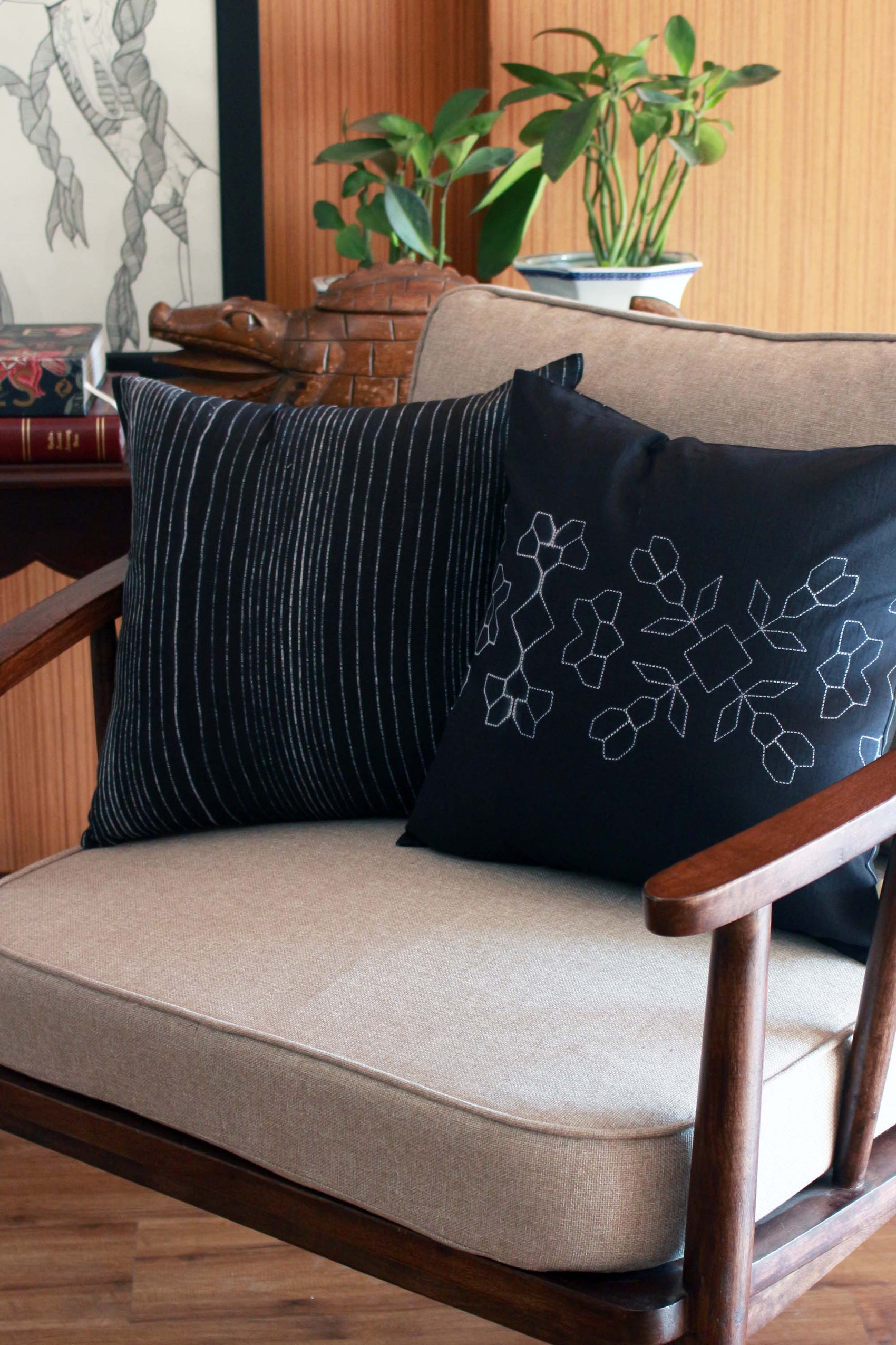 SHIBORI FLORAL CUSHION