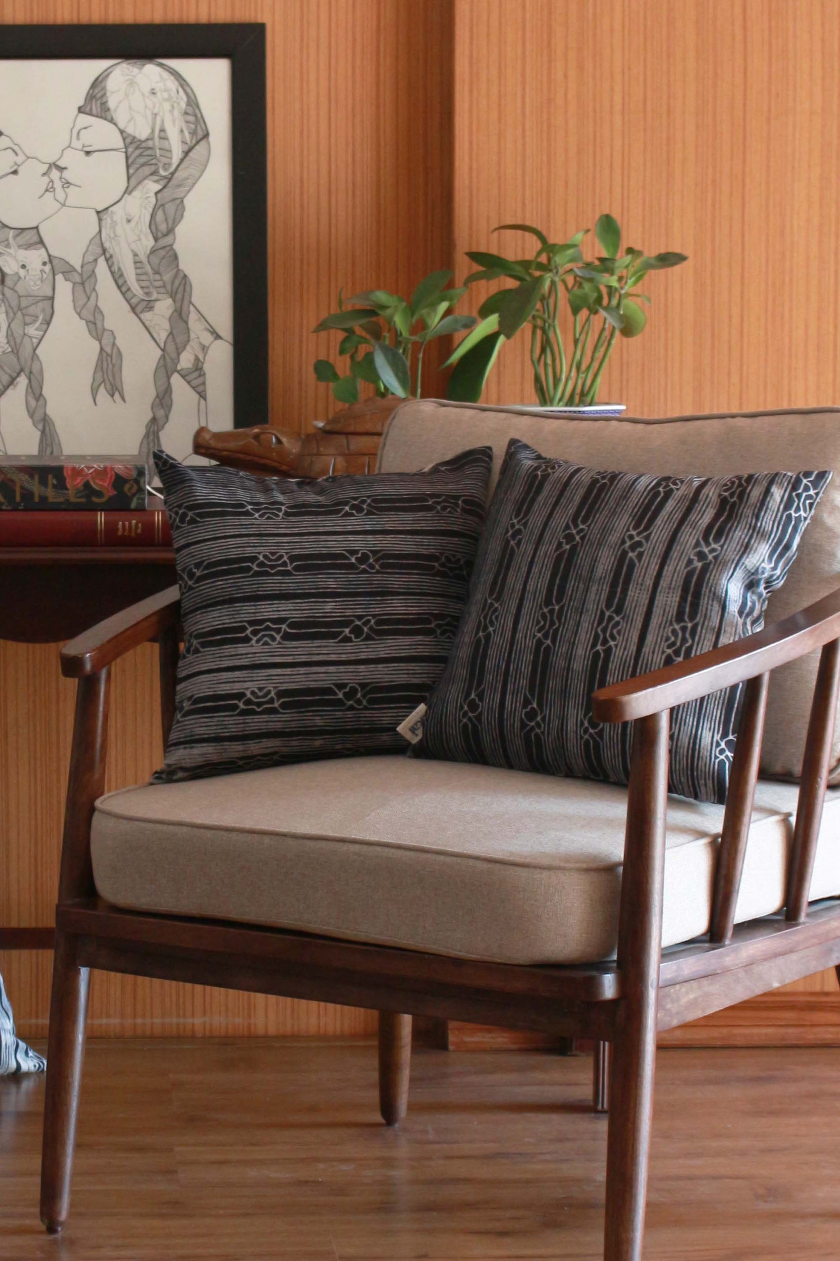 SHIBORI FLORAL STRIPE CUSHION