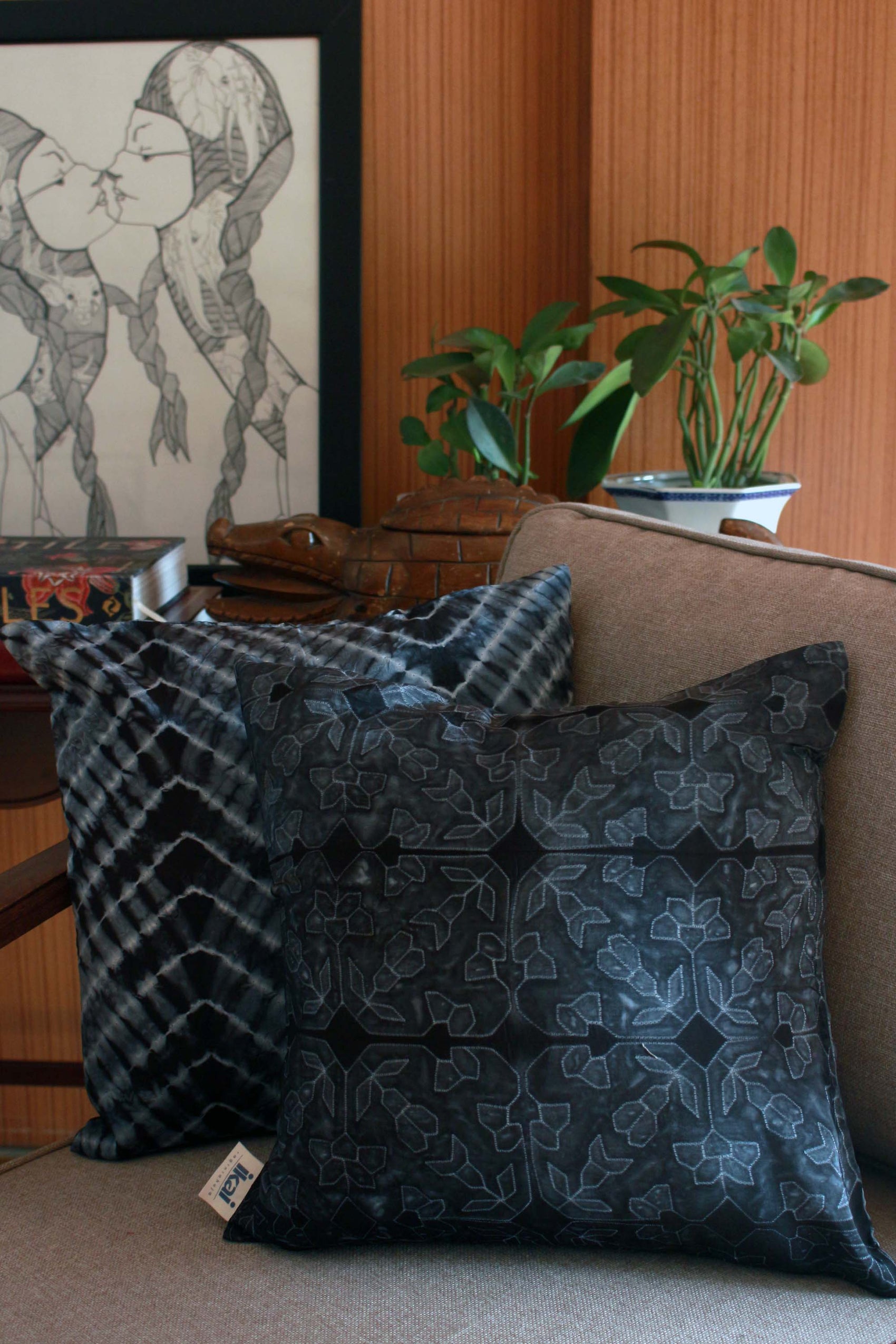 SHIBORI CHEVRON CUSHION