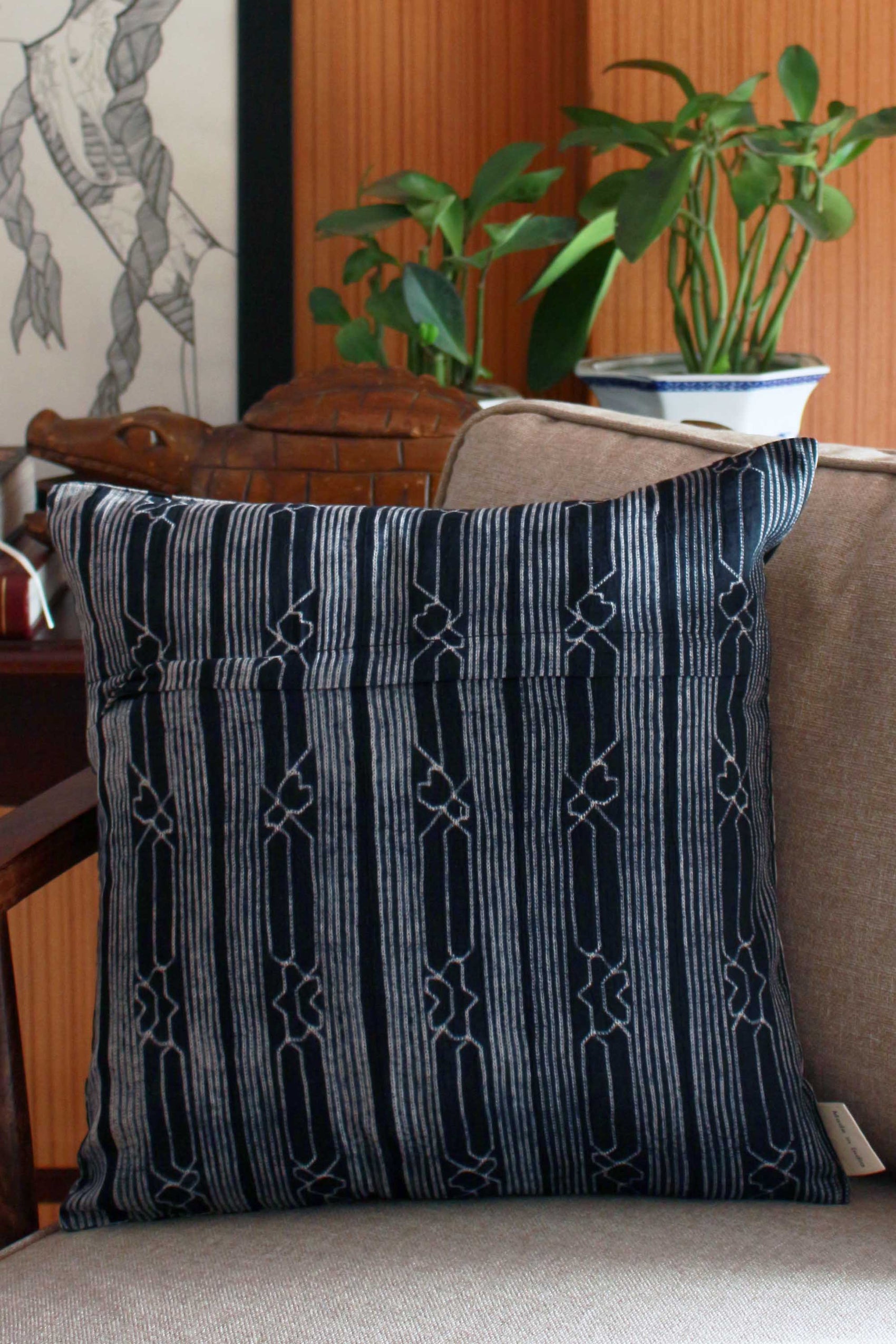 SHIBORI FLORAL STRIPE CUSHION