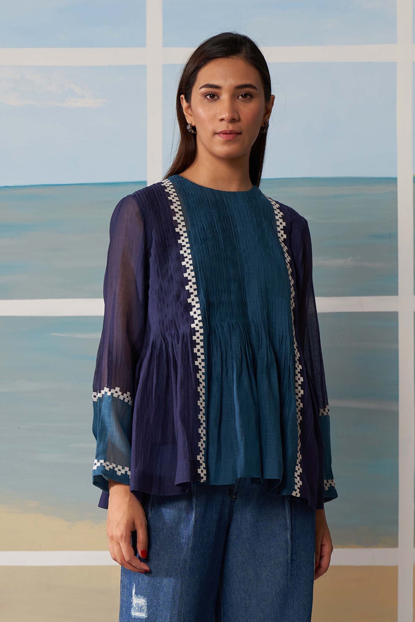 SUPER PLEATED BLOUSE