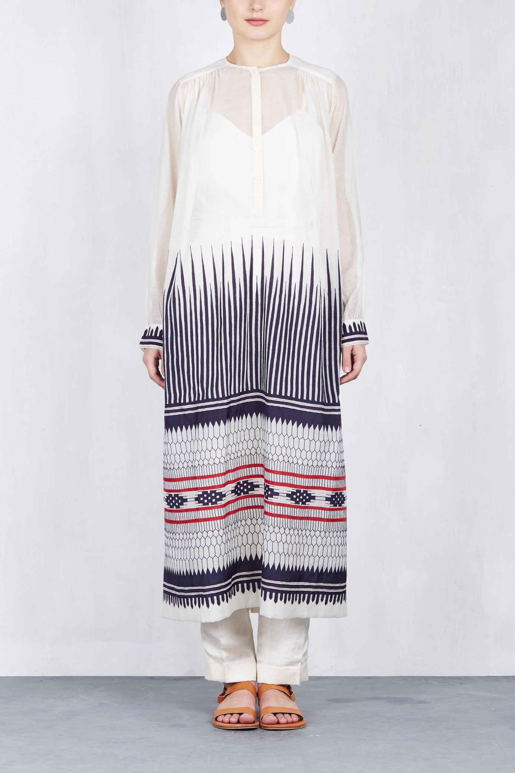 SHOULDER AND YOKE GATHER KAMEEZ