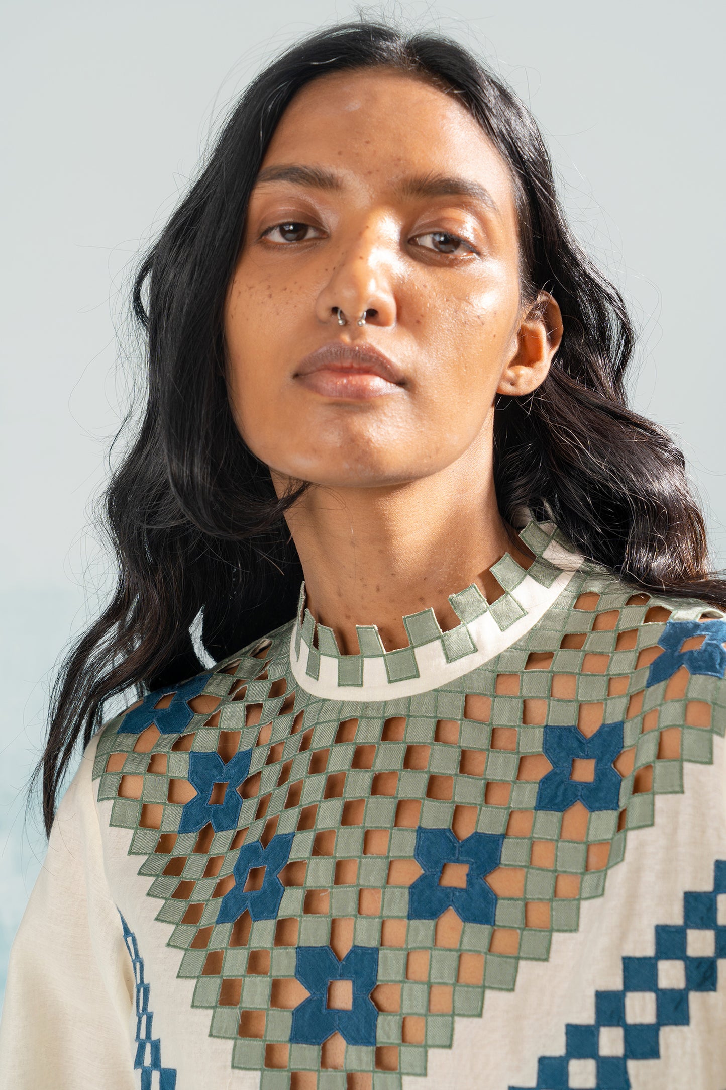 NILE CUTWORK STRAIGHT KAMEEZ