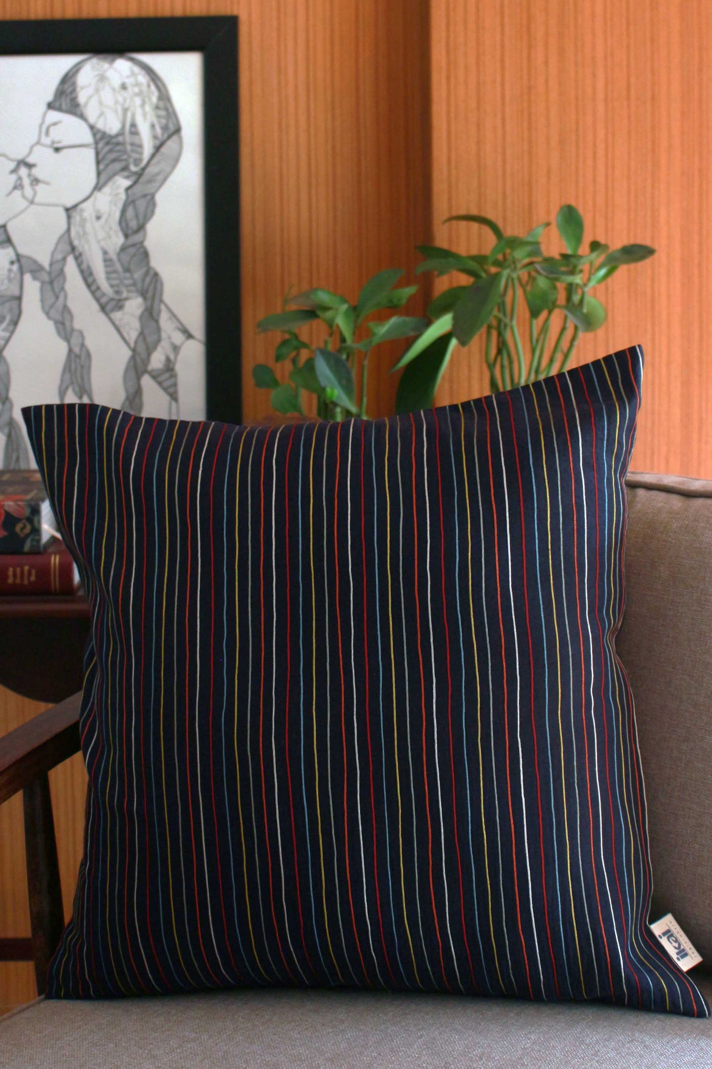 STRIPE CUSHION