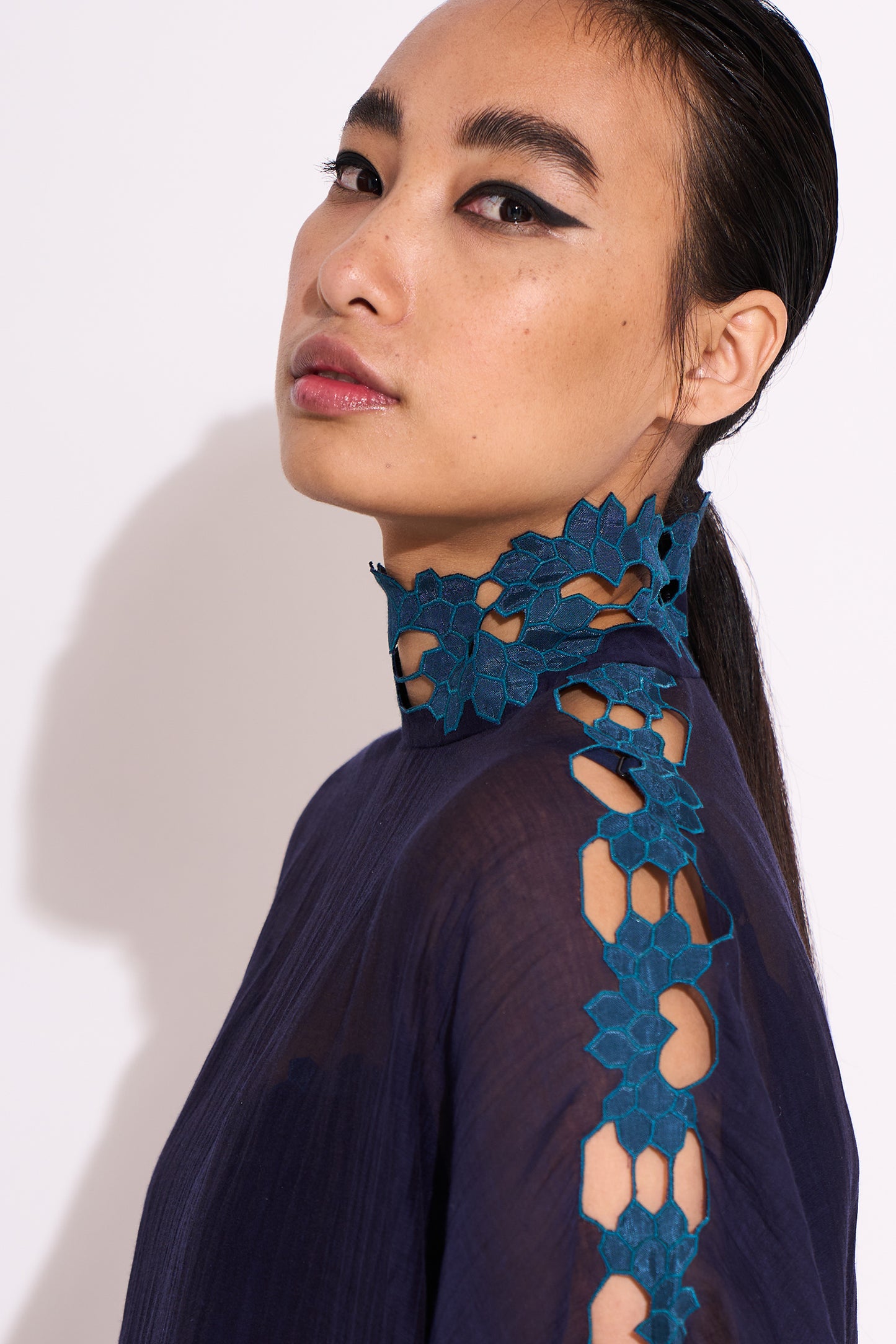 NEEL TABLE MAT KAFTAN